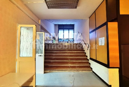 Foto Locale commerciale in Via Eugenio Checchi, Roma Monti Tiburtini