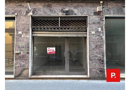 Foto Locale commerciale in Via Don Bosco, Caserta di 35 m² con 2 locali