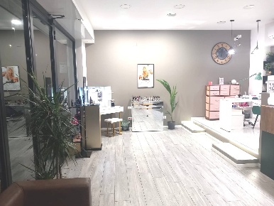 Foto Attività commerciale in Via Herbert Spencer, Roma Villa Gordiani