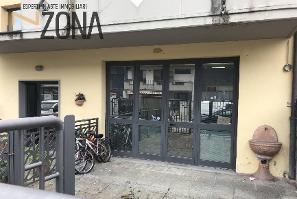 Foto Ufficio in Via della Fangosa, Borgo San Lorenzo Centro di 75 m²