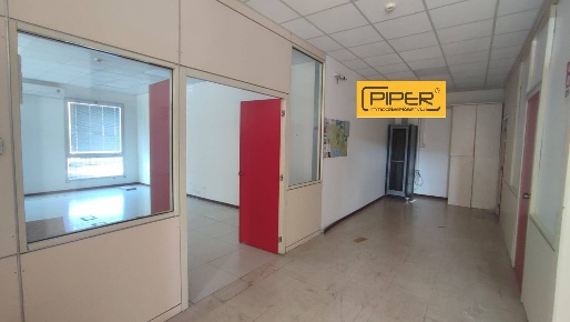 Foto Locale commerciale in via strada provinciale, Pozzuoli di 180 m²