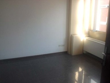 Foto Ufficio in Viale Palmiro Togliatti, Roma Navigatori di 430 m²