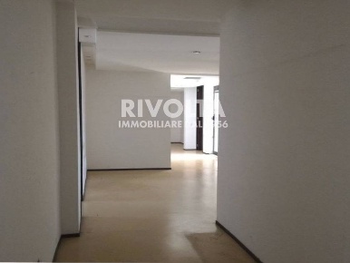 Foto Ufficio in Piazza Giuseppe Verdi, Roma di 500 m² in affitto
