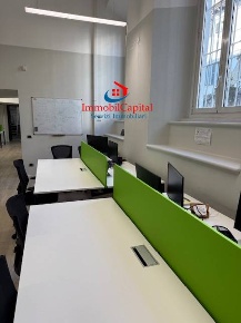 Foto Attività commerciale in Piazza Brisa, Milano Carrobbio di 320 m²