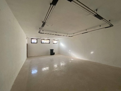 Foto Attività commerciale in via tosco romagnola, Cascina Semicentro
