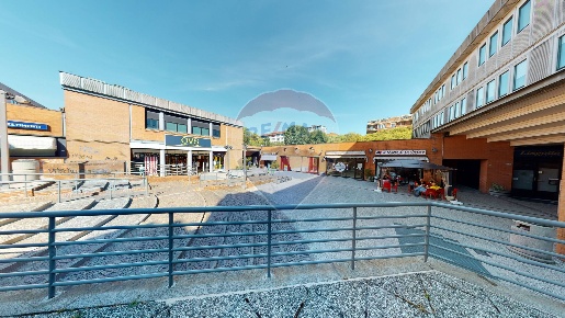 Foto Ufficio a Pavia Stazione - Ticinello di 63 m² con 2 locali in vendita