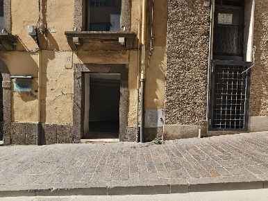 Foto Locale commerciale in Via Giacomo Matteotti, Viterbo di 30 m²