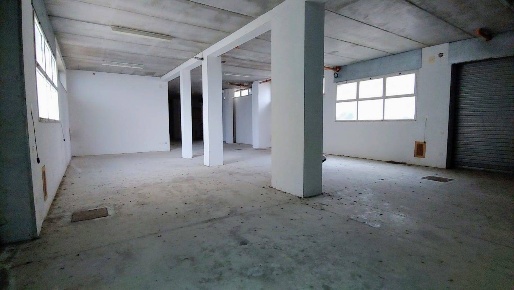 Foto Laboratorio in Col Fiorito, San Benedetto del Tronto di 300 m²