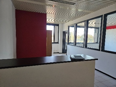 Foto Ufficio in Via Colombo, Melzo di 75 m² con 2 locali in vendita