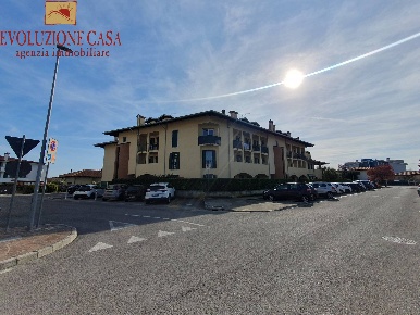 Foto Ufficio in cau de mezo, Ronchi dei Legionari Centro di 625 m²