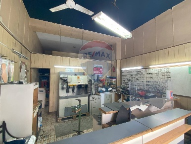 Foto Negozio in via Gioberti, Giarre Centro di 49 m² con 1 locali