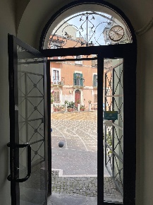 Foto Attività commerciale in porta pescara, Chieti Chieti Città di 100 m²