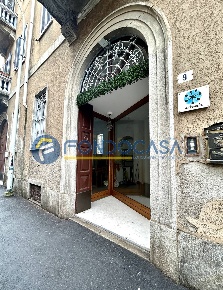 Foto Attività commerciale in roma, Legnano di 90 m² con 2 locali in vendita