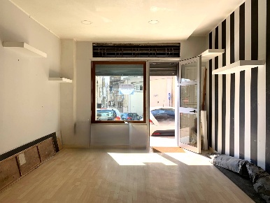 Foto Negozio in via Mario Greco, Catanzaro San Leonardo di 70 m² in affitto