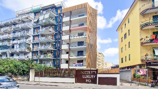 Foto Appartamento in via Principe di Piemonte, Casoria Centro di 190 m²