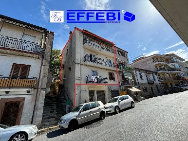 Foto Agriturismo in via roma, Spezzano della Sila Centro di 150 m²