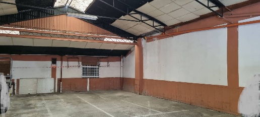 Foto Magazzino a San Giovanni Valdarno di 170 m² con 1 locali in vendita
