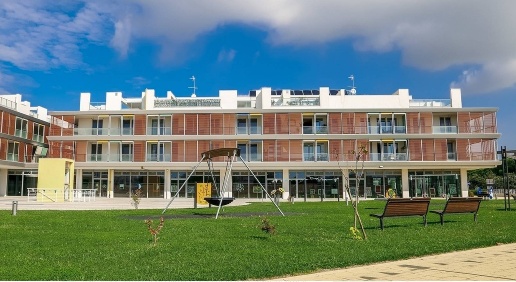 Foto Locale commerciale in Piazza L. Tenco, Jesolo Lido Centro Ovest