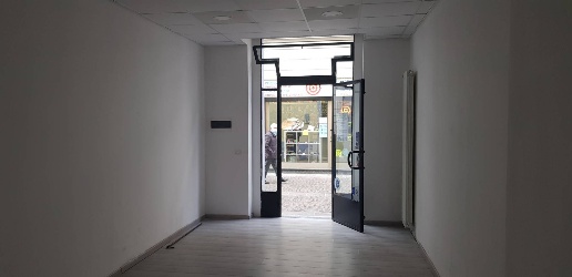 Foto Negozio in Via Matteotti, Melzo di 55 m² con 1 locali in vendita