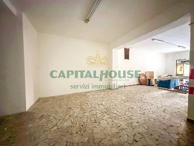 Foto Magazzino a Capua Centro di 150 m² in vendita