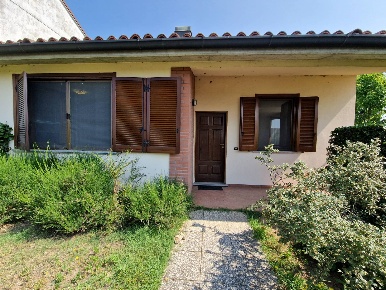 Foto Ufficio in Via Mazzini, Linarolo Centro di 85 m² con 2 locali