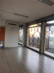 Foto Attività commerciale a Fucecchio di 120 m² con 3 locali in affitto