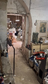 Foto Locale commerciale in via Maestranza, Siracusa Ortigia di 250 m²