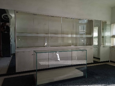 Foto Attività commerciale in via Amendola, Calcinaia Fornacette di 85 m²