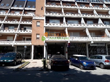 Foto Locale commerciale in Viale P. Di Piemonte, Campobasso Cese di 220 m²