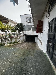 Foto Magazzino in Via Vicinale Pignatiello, Napoli Soccavo di 250 m²