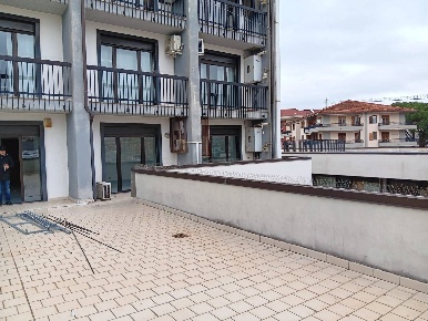 Foto Ufficio in via pescatori, Avellino di 100 m² con 4 locali in affitto