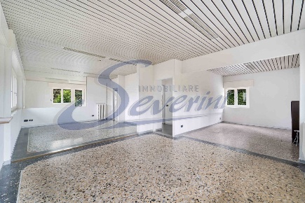 Foto Ufficio in Via Pasquale Paoli, Como Camerlata - Rebbio di 134 m²