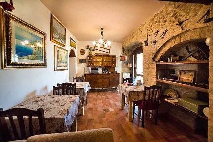 Foto Hotel in via castello, Cupra Marittima di 240 m² con 5 locali
