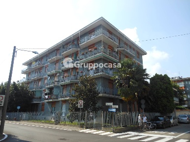Foto Ufficio in Via Colombo, Magenta Centro di 60 m² con 2 locali