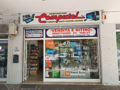 Foto Locale commerciale a Ravenna di 65 m² con 2 locali in vendita