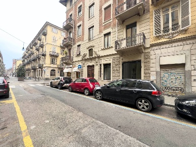 Foto Negozio in Via Principe Tommaso, Torino San Salvario - Baretti