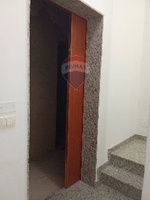 Foto Magazzino in via Solferino, Ragusa Centro di 91 m² in affitto