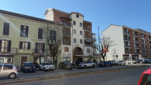Foto Magazzino in corso Torino, Asti Corso Torino di 338 m² con 1 locali