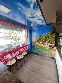 Foto Attività commerciale in Centro storico, Villadose Centro di 55 m²