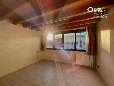 Foto Negozio in via Guglielmo marconi, Verdellino Centro di 75 m²