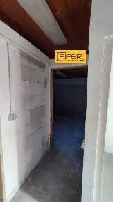 Foto Locale commerciale in Via ANTINIANA, Napoli Agnano di 50 m² in affitto