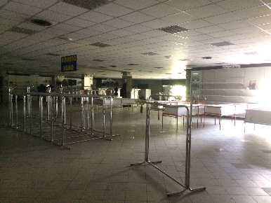 Foto Attività commerciale in via nazionale, Aulla Centro di 2000 m²