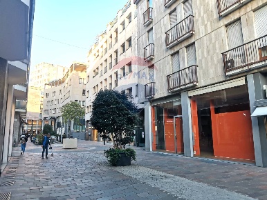 Foto Negozio in VIA SAN GREGORIO, Busto Arsizio Piazza Santa Maria