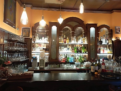 Foto Attività commerciale in via delle case dipinte, Pisa San Francesco
