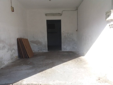 Foto Magazzino in via lenin, San Giuliano Terme Le Maggiola, Gello di 75 m²