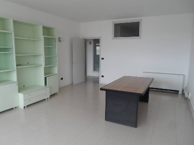 Foto Ufficio in Via Pomezia, San Benedetto del Tronto Porto d'Ascoli