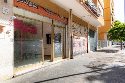 Foto Locale commerciale in Via Angelo Olivieri, Roma Ostia Levante di 45 m²