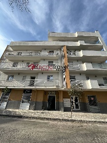 Foto Locale commerciale in via pio xii, Casoria Centro di 68 m² in affitto