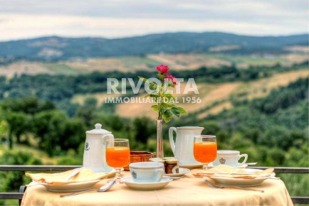 Foto Hotel in località Terme di Saturnia, Manciano di 500 m² con 10 locali