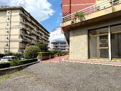 Foto Attività commerciale in VIA SANTE TANI, San Giovanni Valdarno di 78 m²
